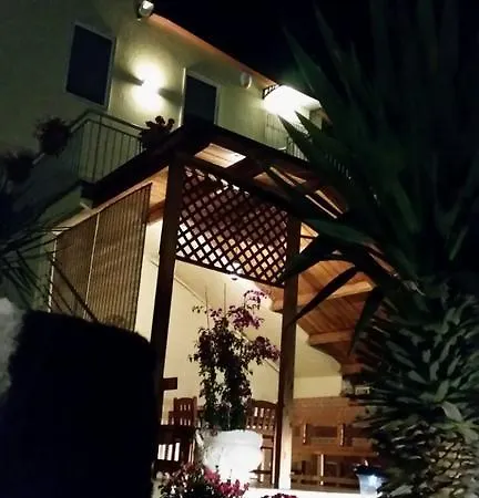 Guirro Verde Bed & Breakfast *