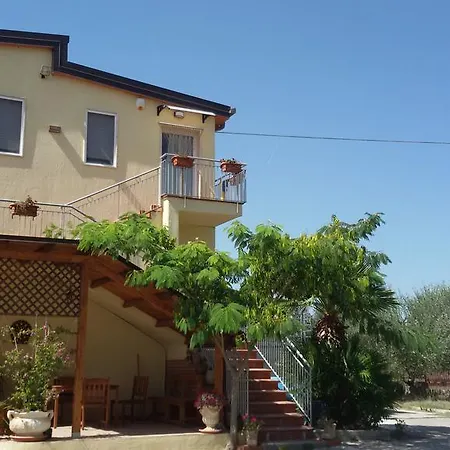 Guirro Verde Bed & Breakfast *